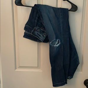 Lucky Brand Distressed Leyla Capris